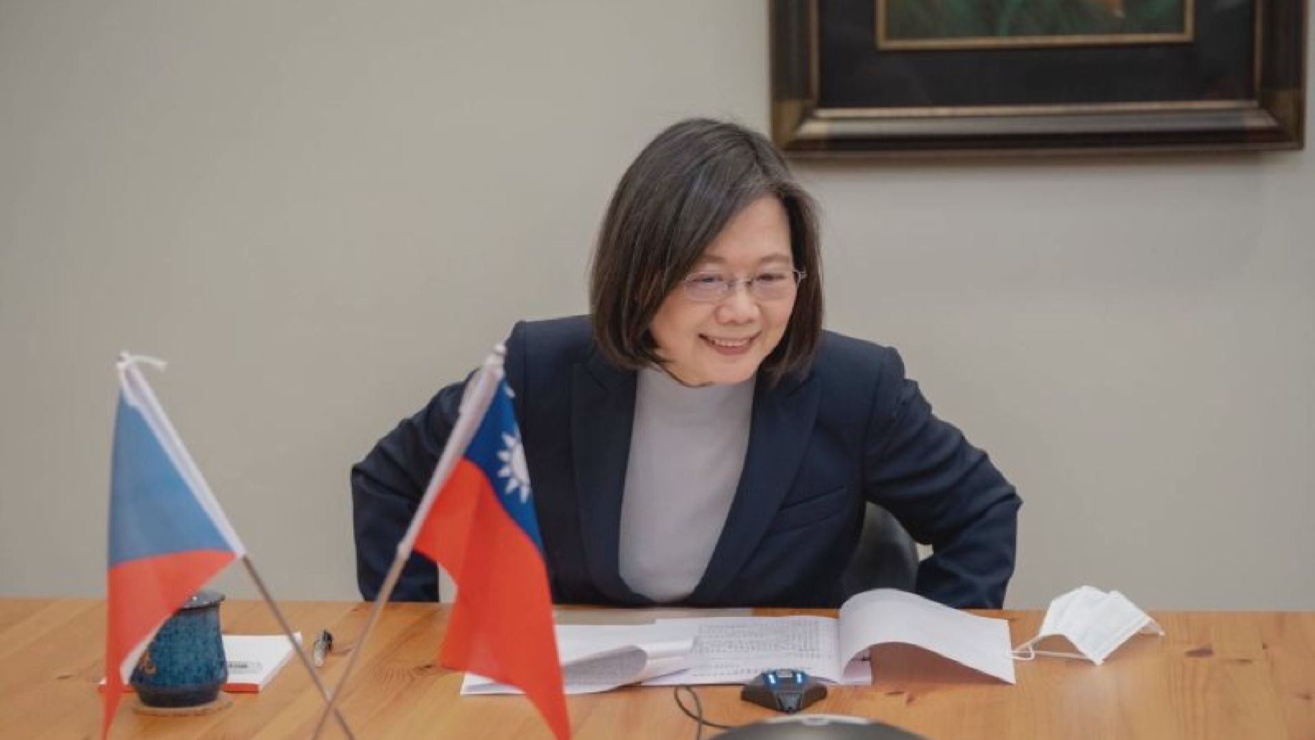 捷克總統當選人帕維爾與蔡英文通電話　外交部表達強烈不滿及堅決反對