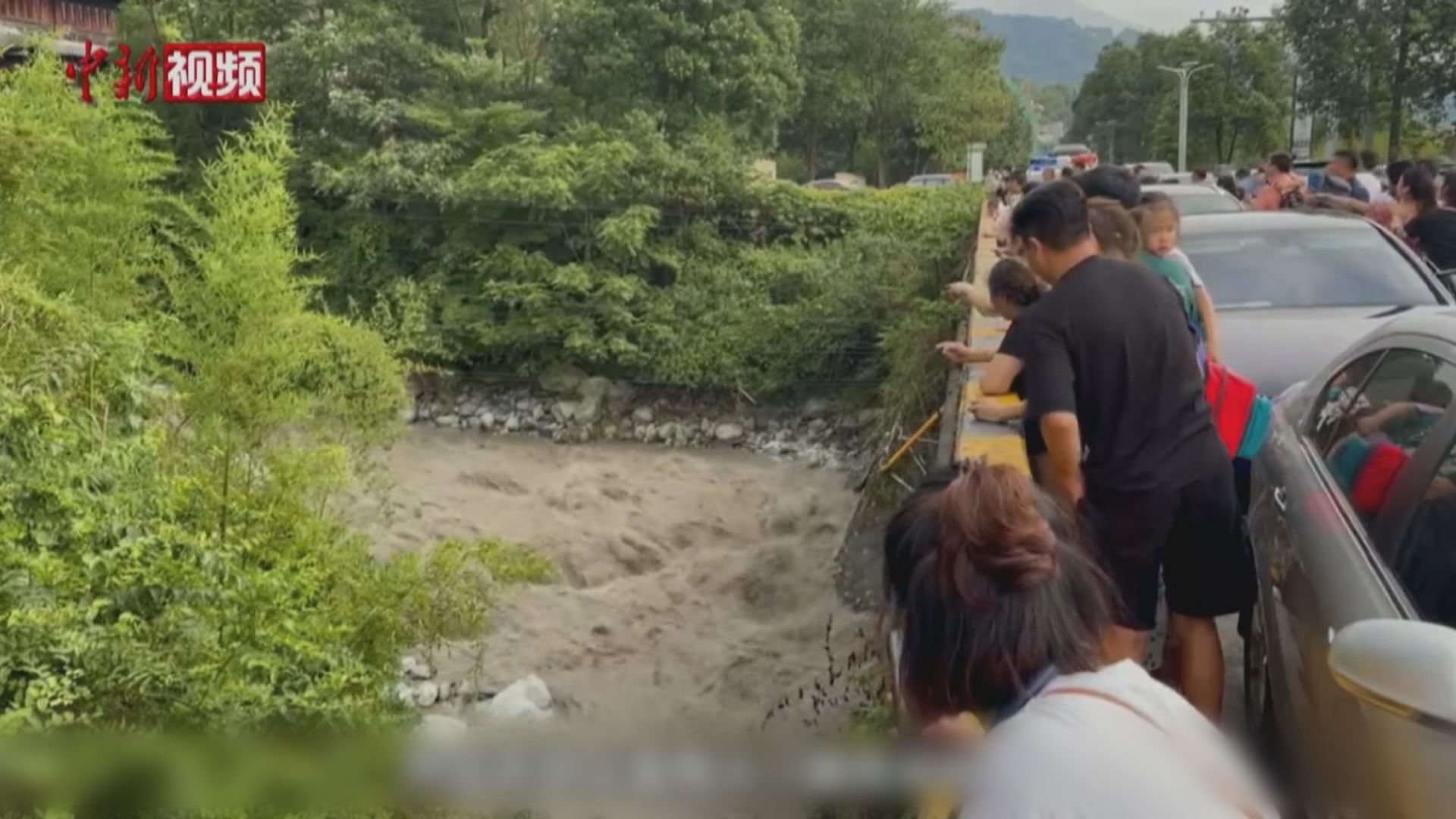 四川龍漕溝山洪暴發　七死八輕傷