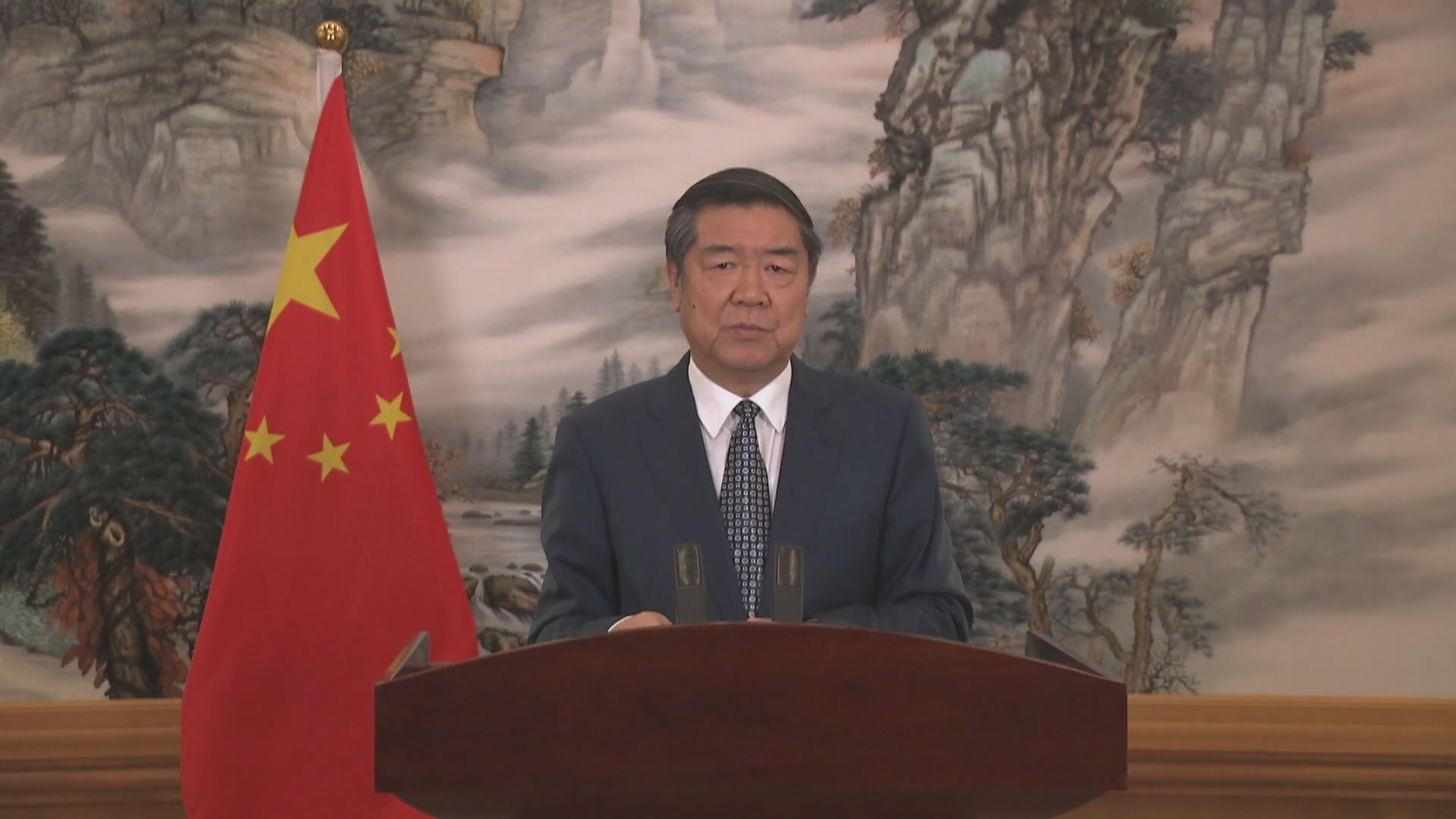 何立峰：中國願與法國深化經濟財金領域合作