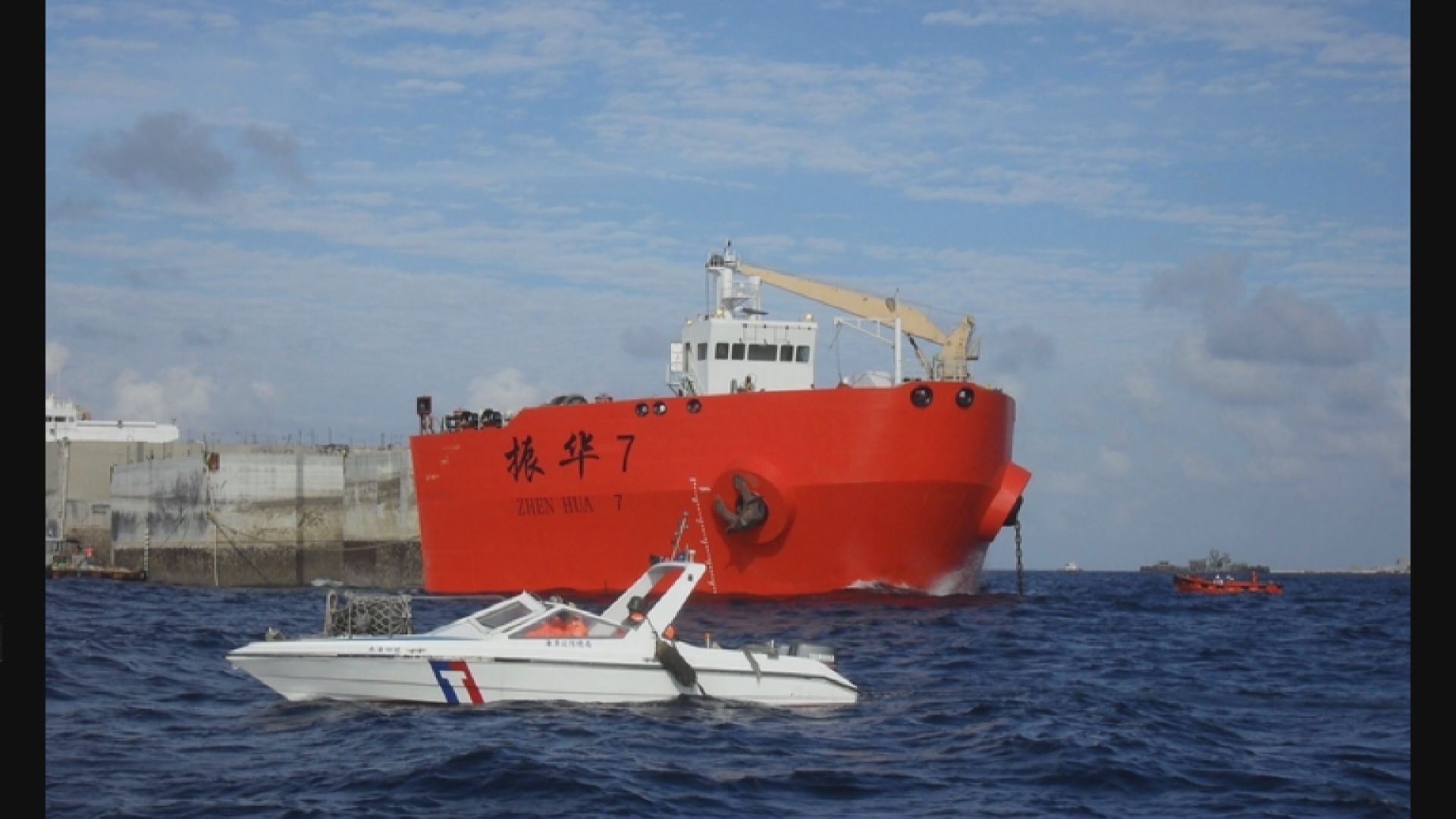 14名中國船員西非畿內亞灣遭海盜綁架