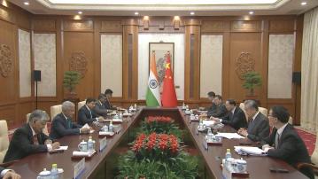 王毅接見印度外長蘇傑生　促兩國相互成就長遠實現「龍象共舞」