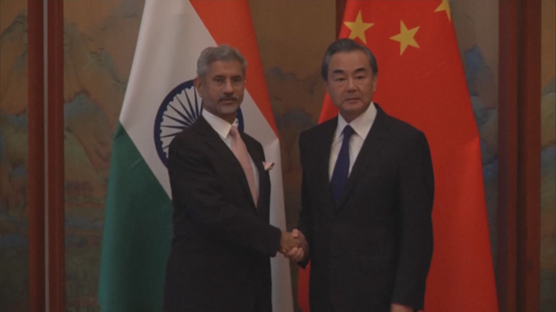 中印外長通電話談兩國關係