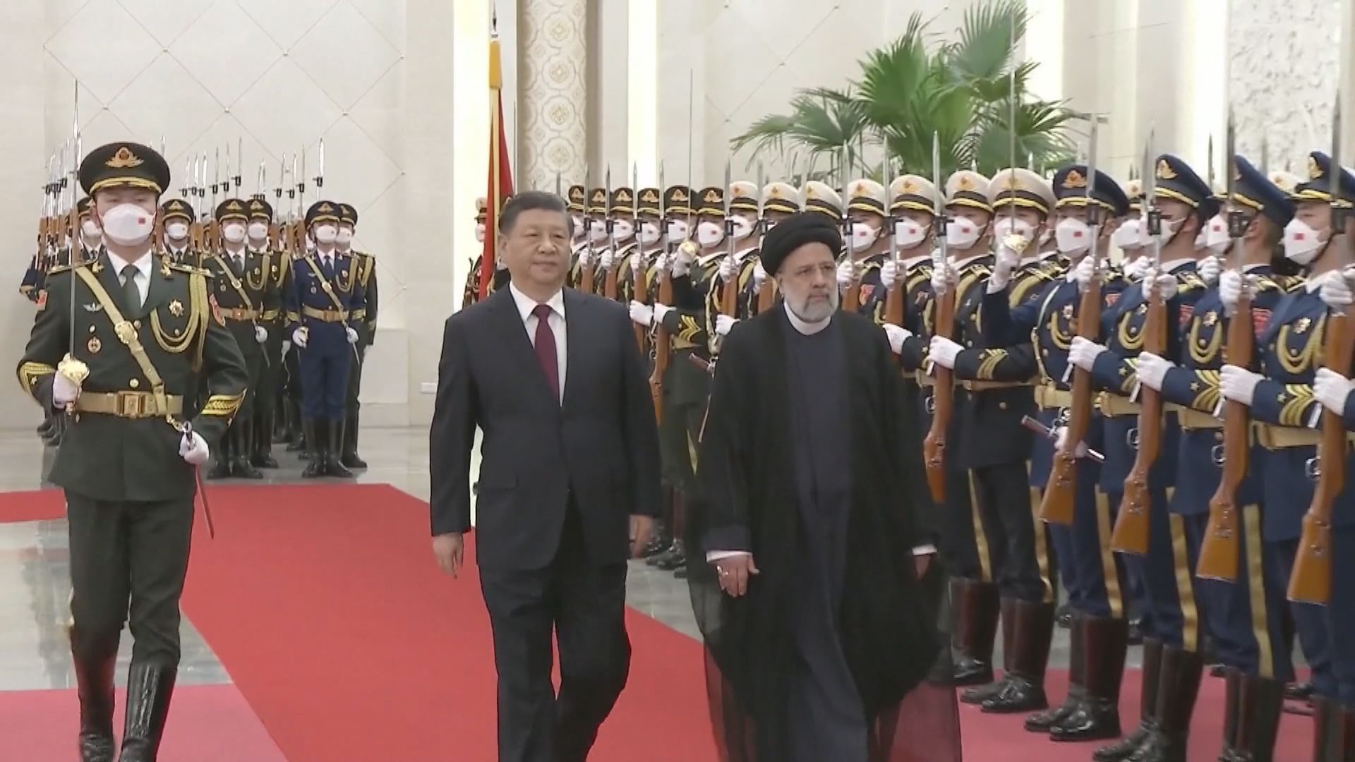 習近平接見伊朗總統萊希　簽署多項合作協議