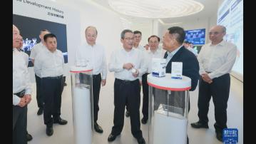 李強：要加大對生物醫藥產業的支持