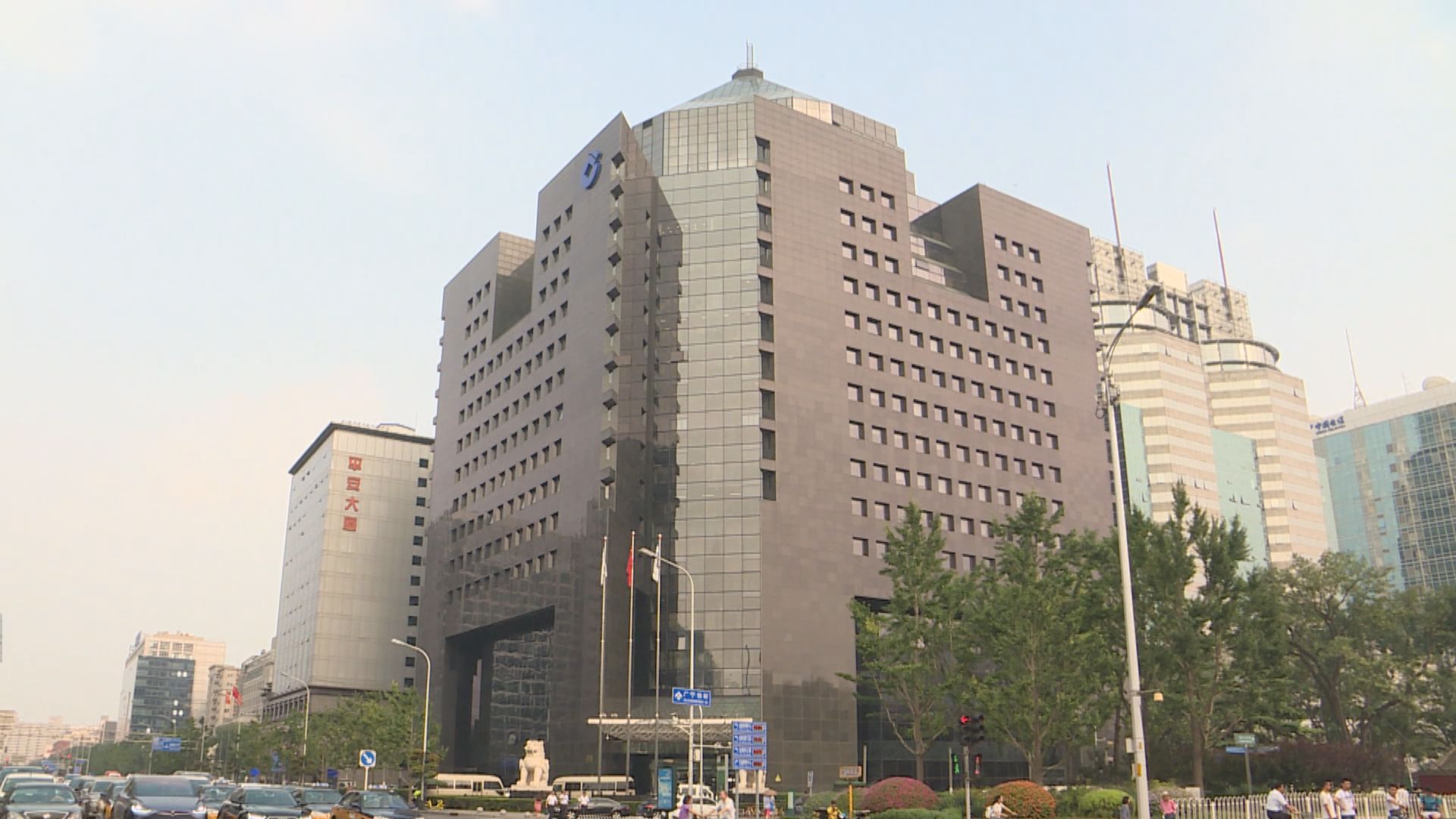 工信部擬推出減稅降費等政策支持中小企發展