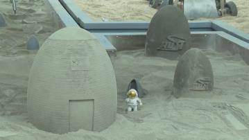 蛋殼形「月壺尊」 探月航天員未來家園？