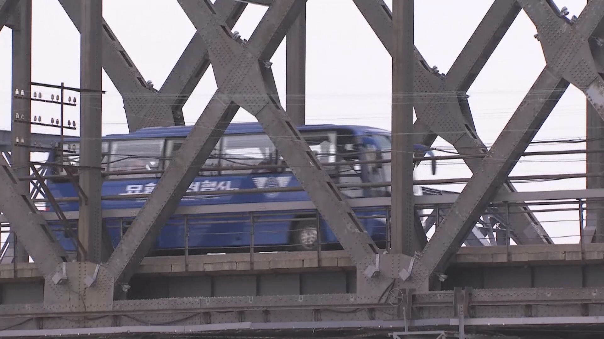 外交部：中朝通過友好協商決定重啟鐵路貨運