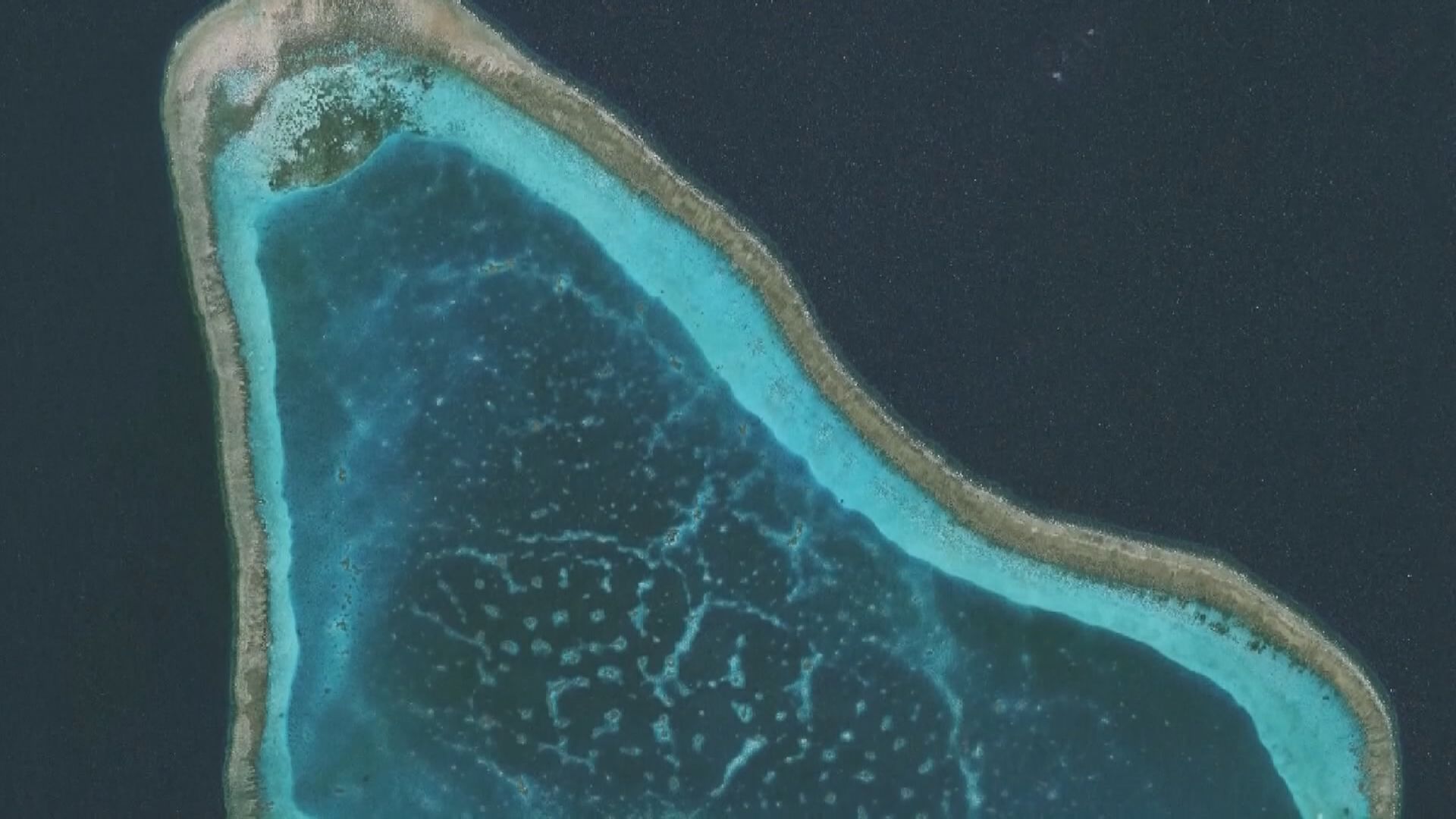 外交部指建立黃岩島自然保護區屬中方主權範圍(何泳薇報道)