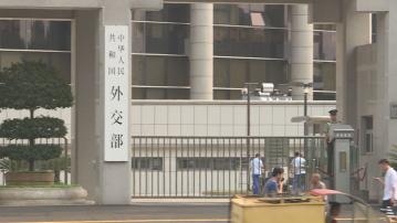 中國外交部批評菲律賓軍機侵闖黃岩島空域