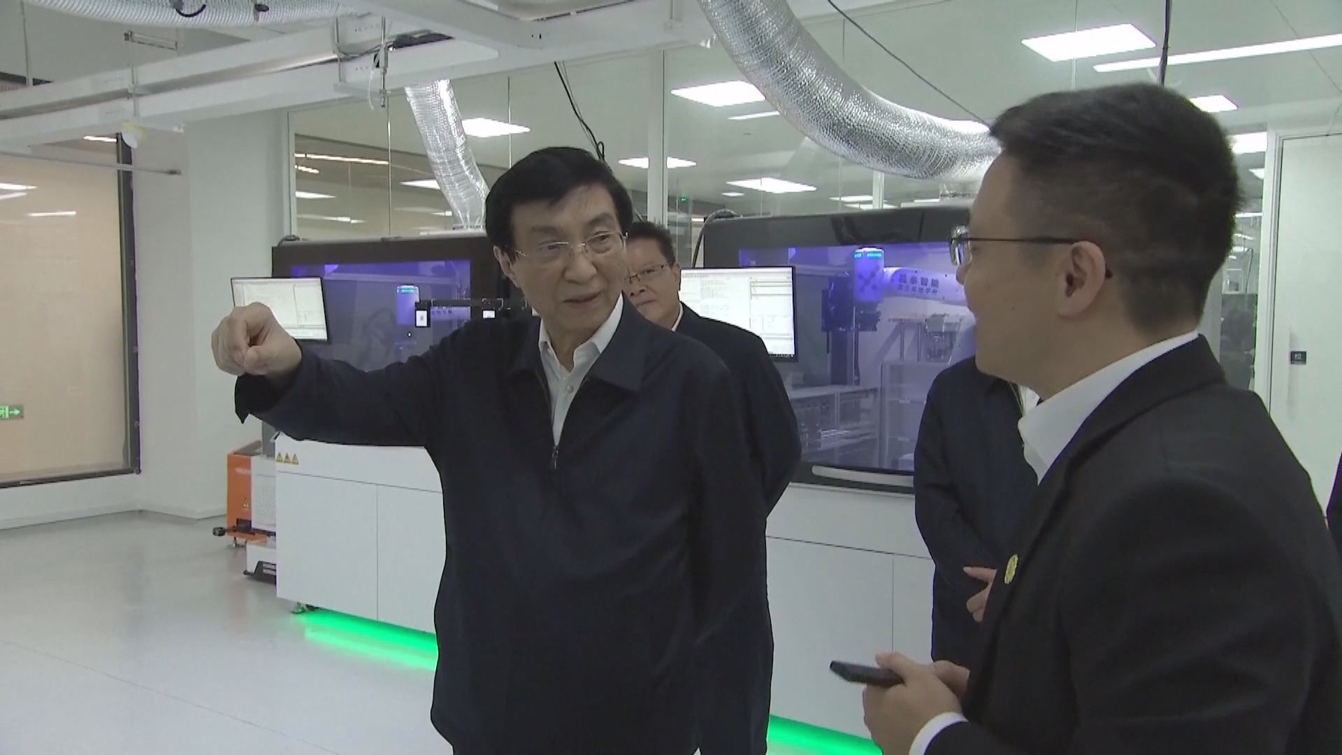 王滬寧：前海探索經驗為粵港澳大灣區發揮更大作用