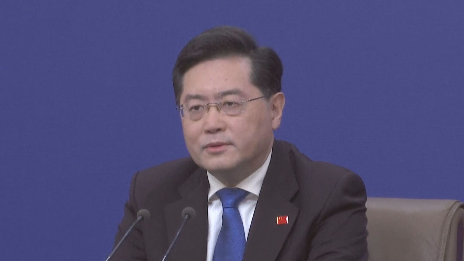 秦剛：中國堅定奉行獨立自主和平外交政策