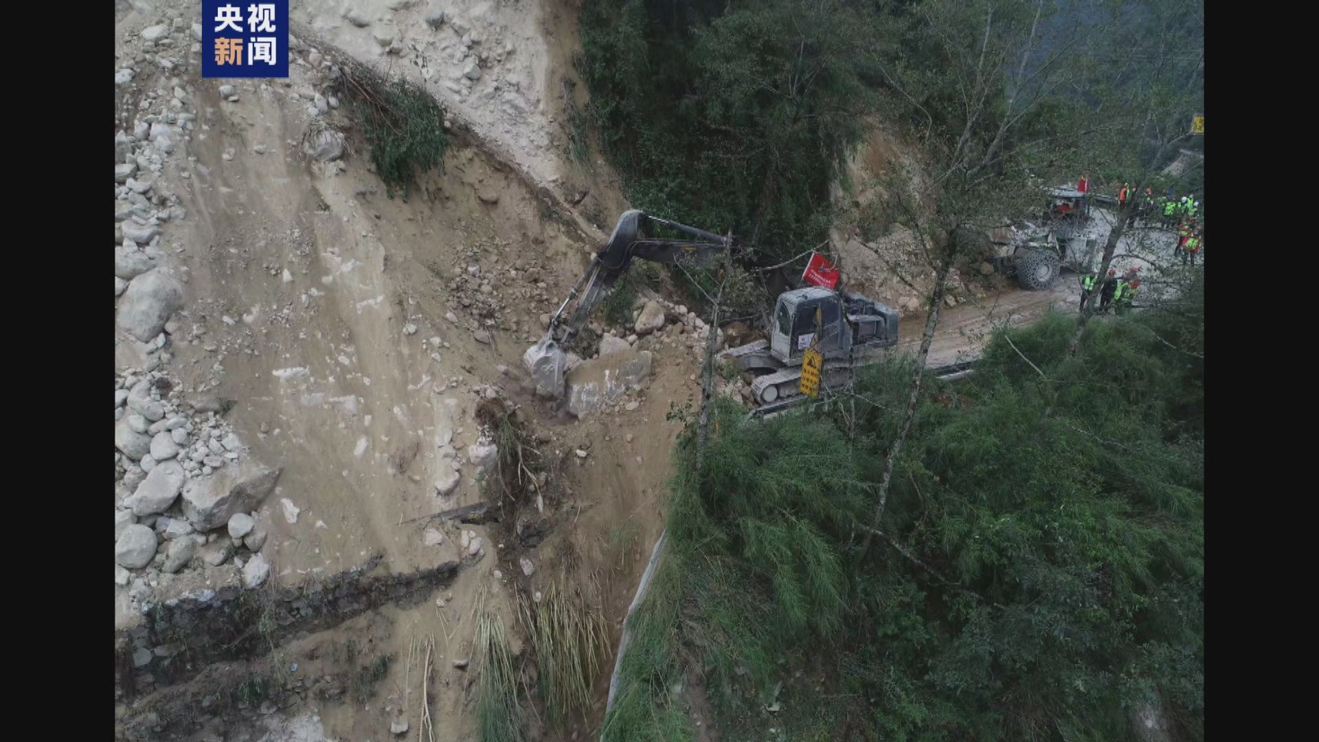四川瀘定地震增至65死　海螺溝景區約三百人被困
