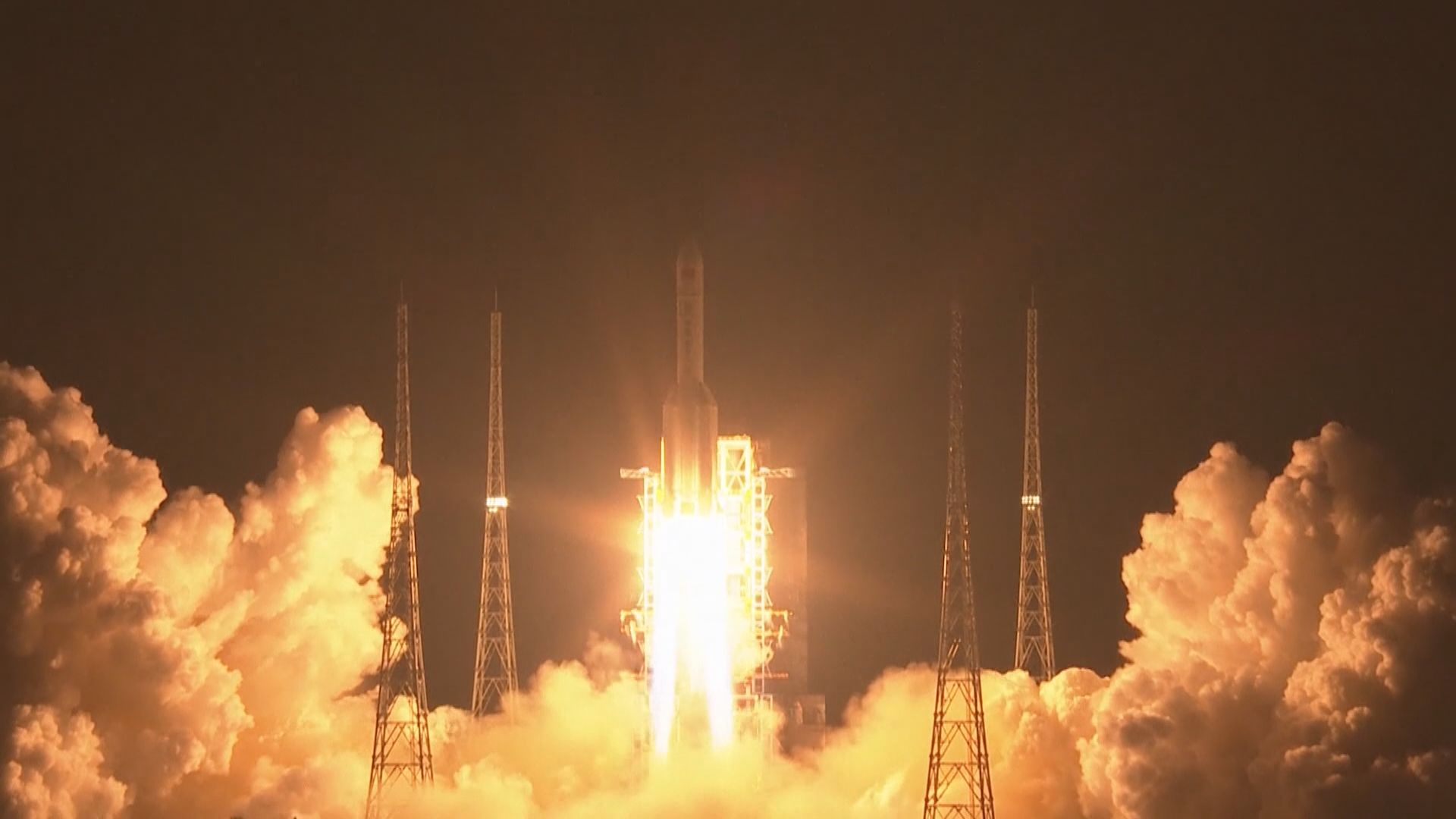 中國成功發射「長征五號」遙三運載火箭