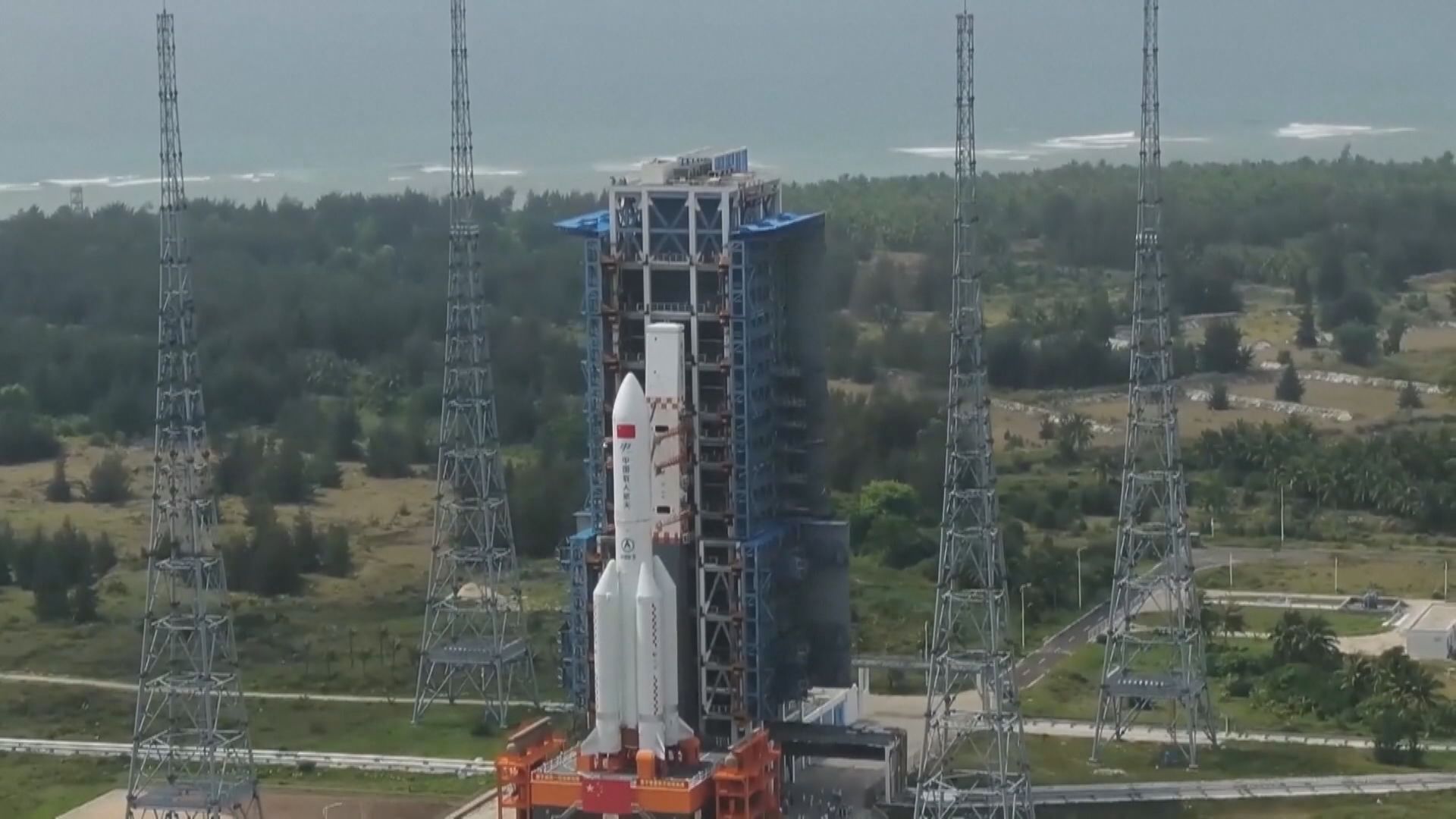 中國最大推力液體火箭引擎首次測試成功