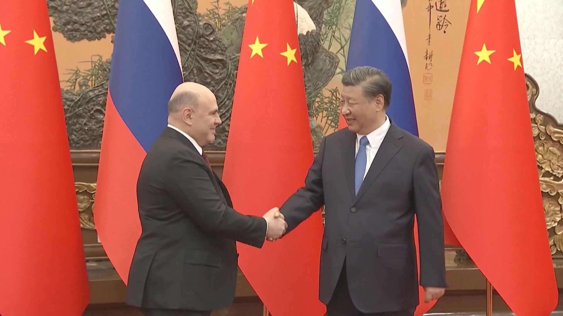 習近平晤俄總理 願在核心利益問題上相互堅定支持