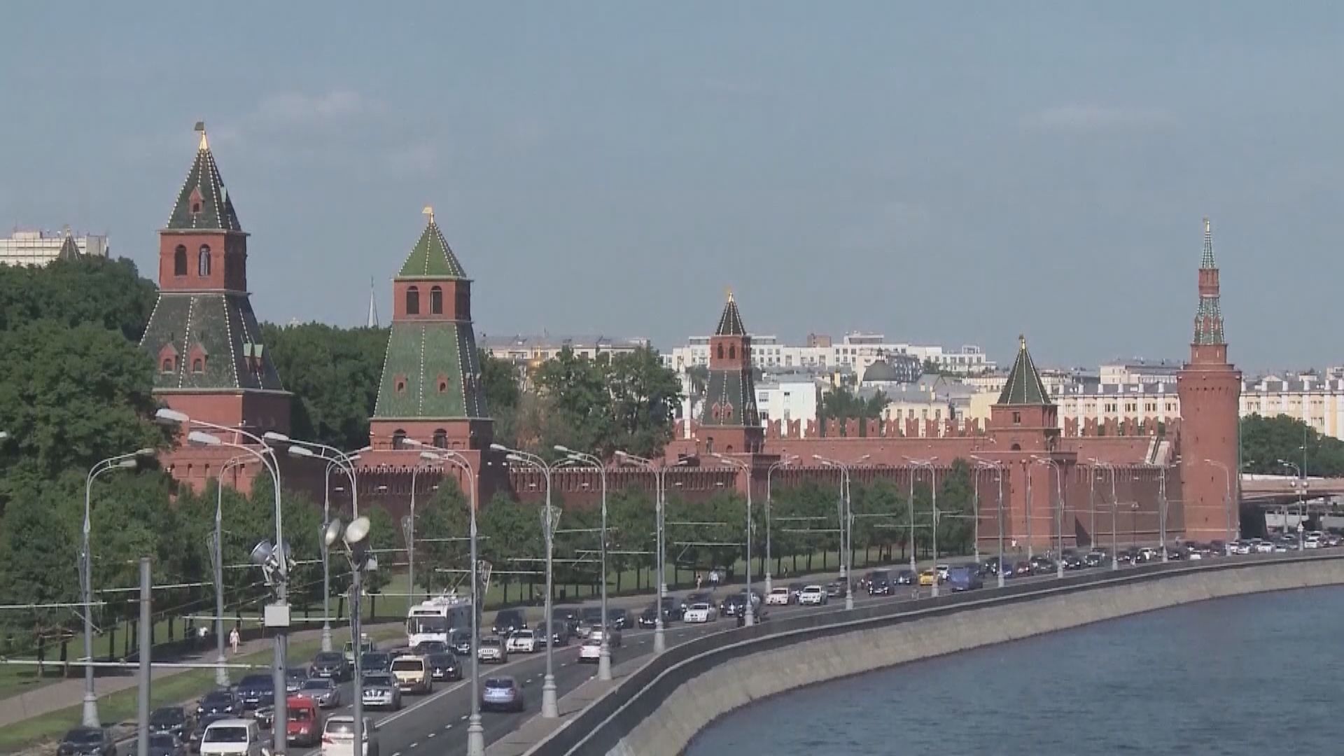 報載：中國手機製造商因盧布大跌將俄國出貨量減半