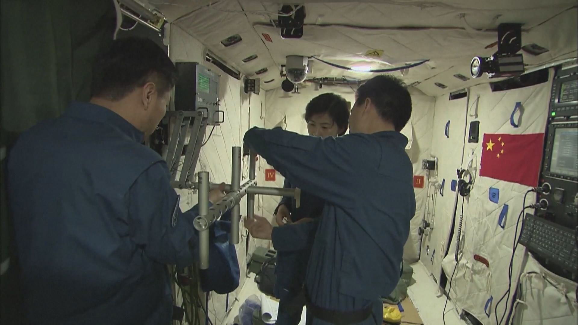 神舟十二號抵發射區　月内將載三人上太空站駐留三個月