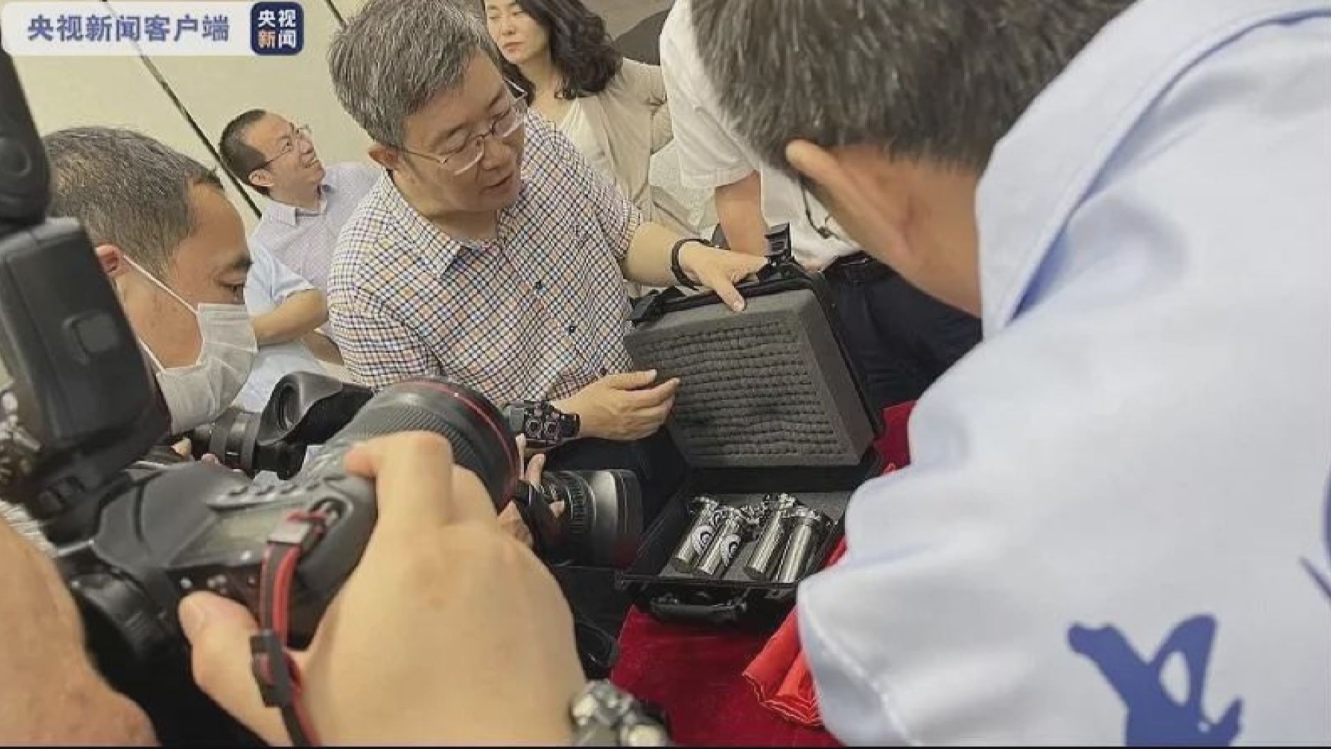 嫦娥五號第一批月球樣本發放予13間科研機構