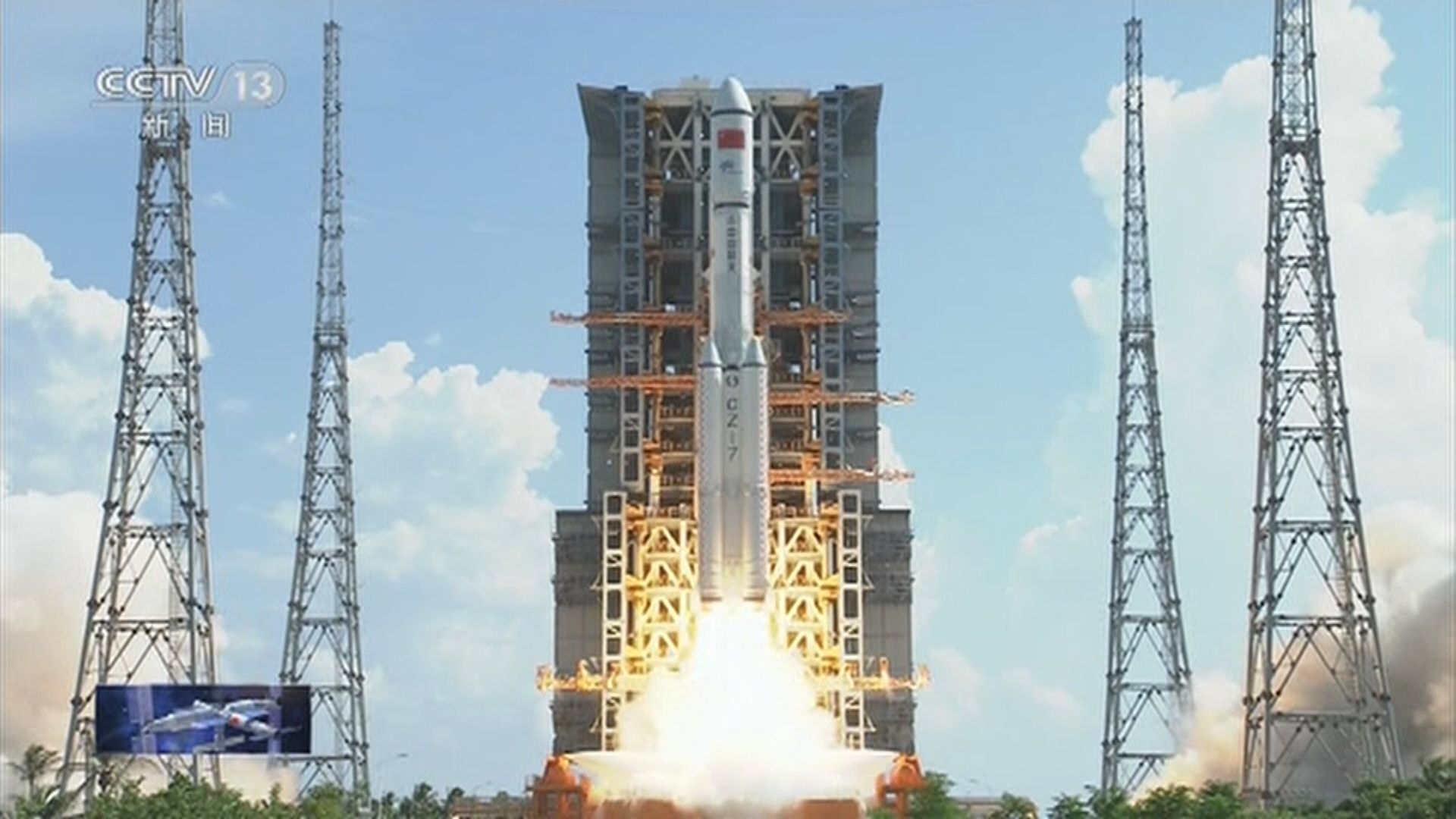 天舟三號貨運飛船發射升空