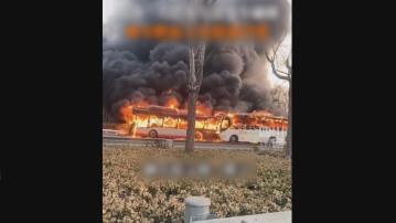 天津旅遊巴與巴士相撞一死卅七傷