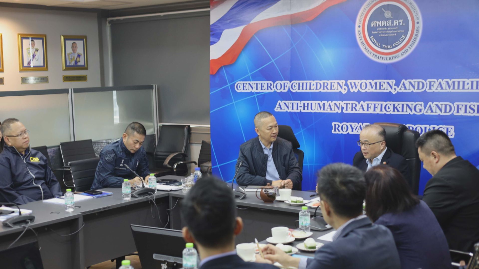 中國駐泰國使館公使會見泰國警察總署總督察