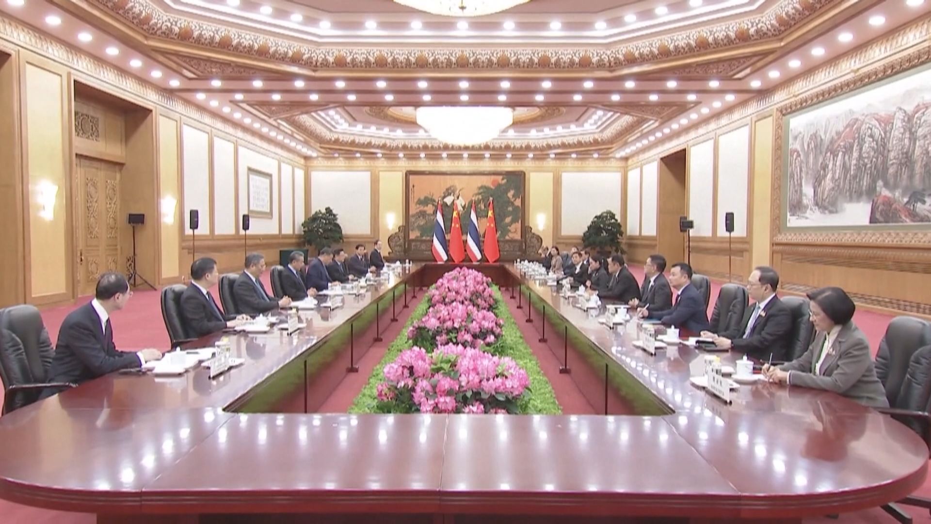 習近平會見訪華泰國總理佩通坦　讚揚泰方打擊電騙所作努力