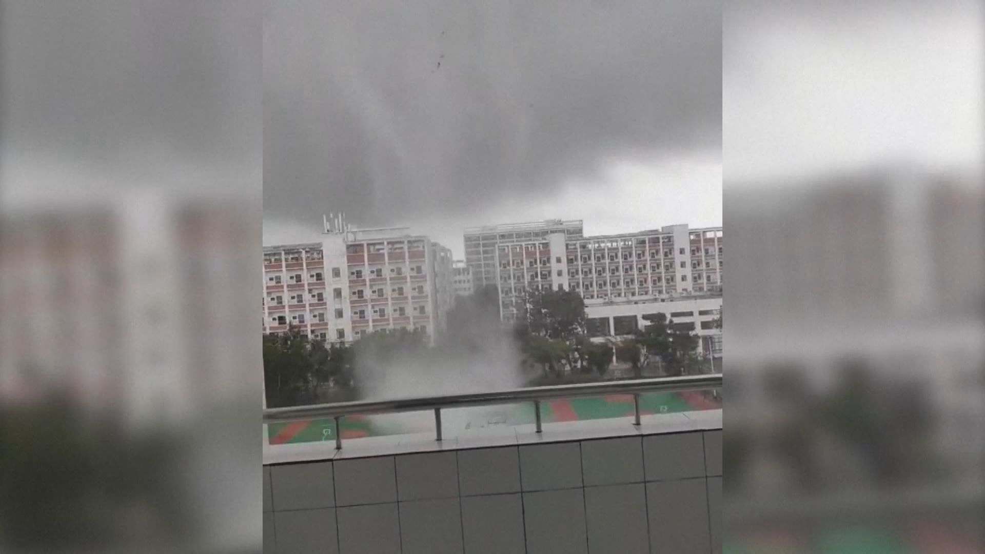 海南多地連日暴雨　萬寧市出現龍捲風