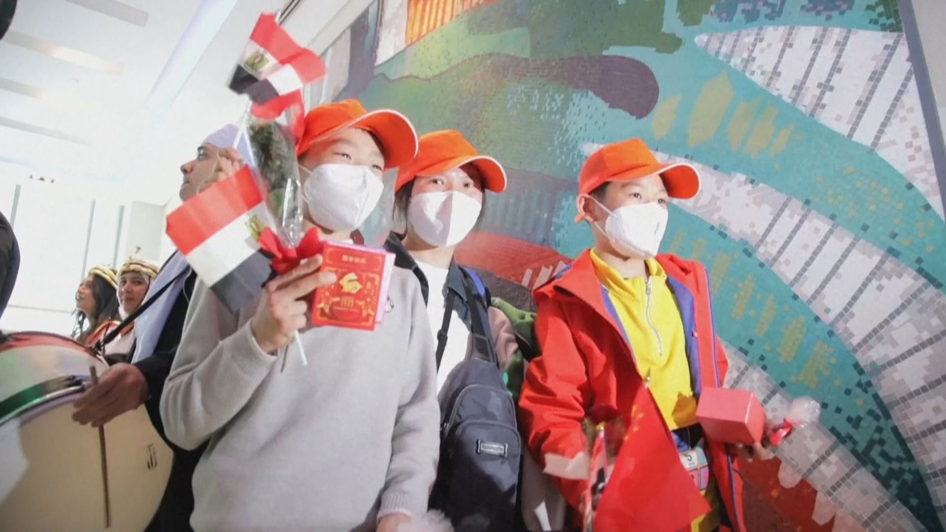 內地農曆新年假期出入境人次回升至逾287萬