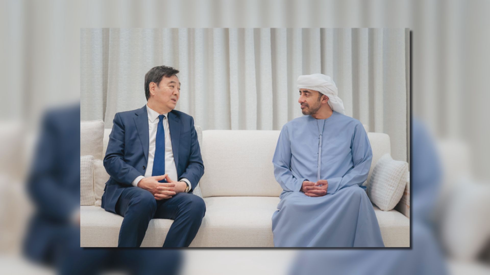 中東問題特使翟雋會見阿聯酋副總理兼外長阿卜杜拉