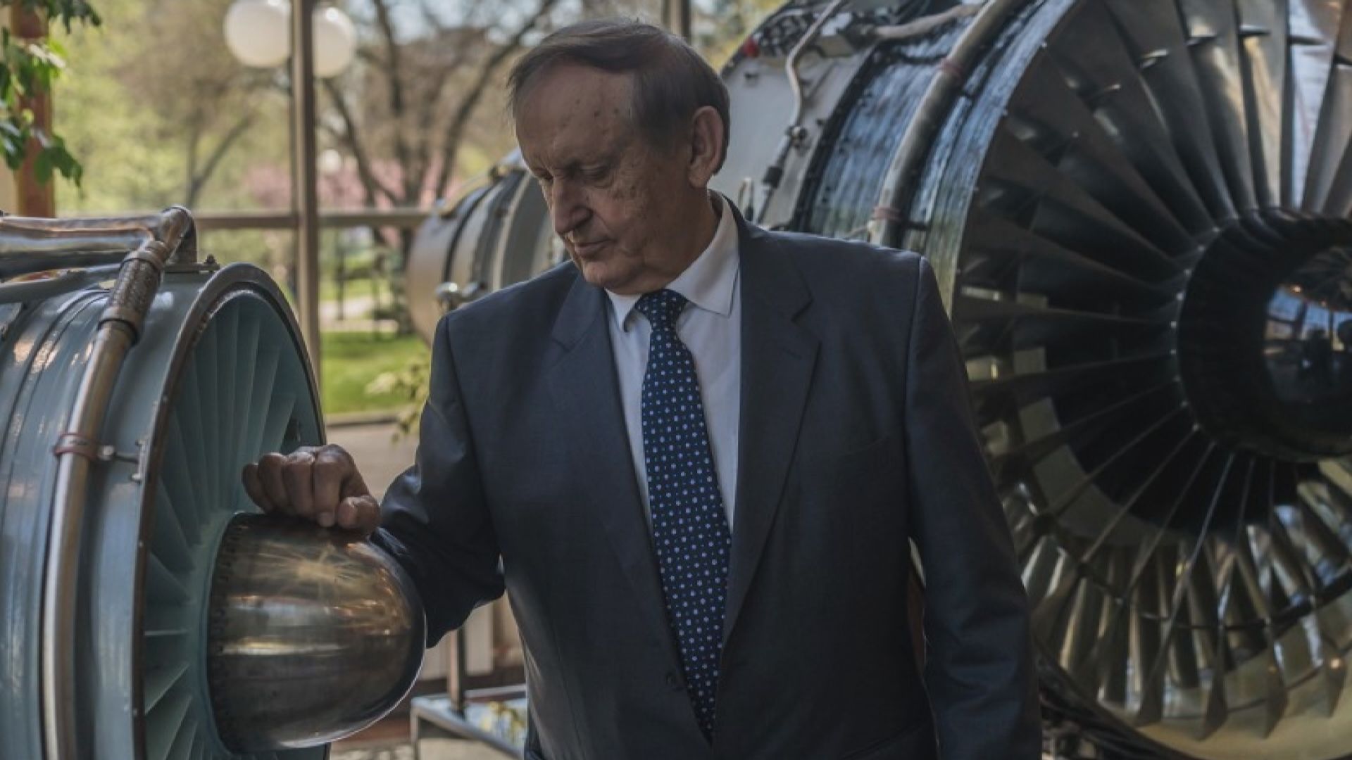 中方擬收購烏克蘭大型航空引擎製造馬達西奇五成股權