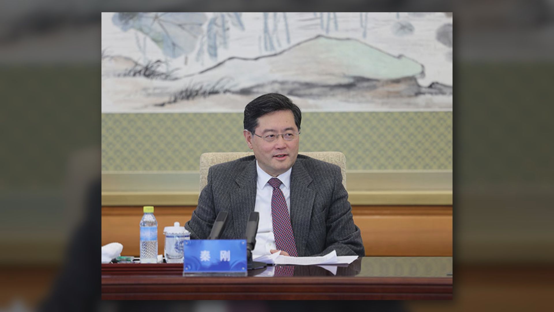 秦剛會見美國友好團體和工商界人士