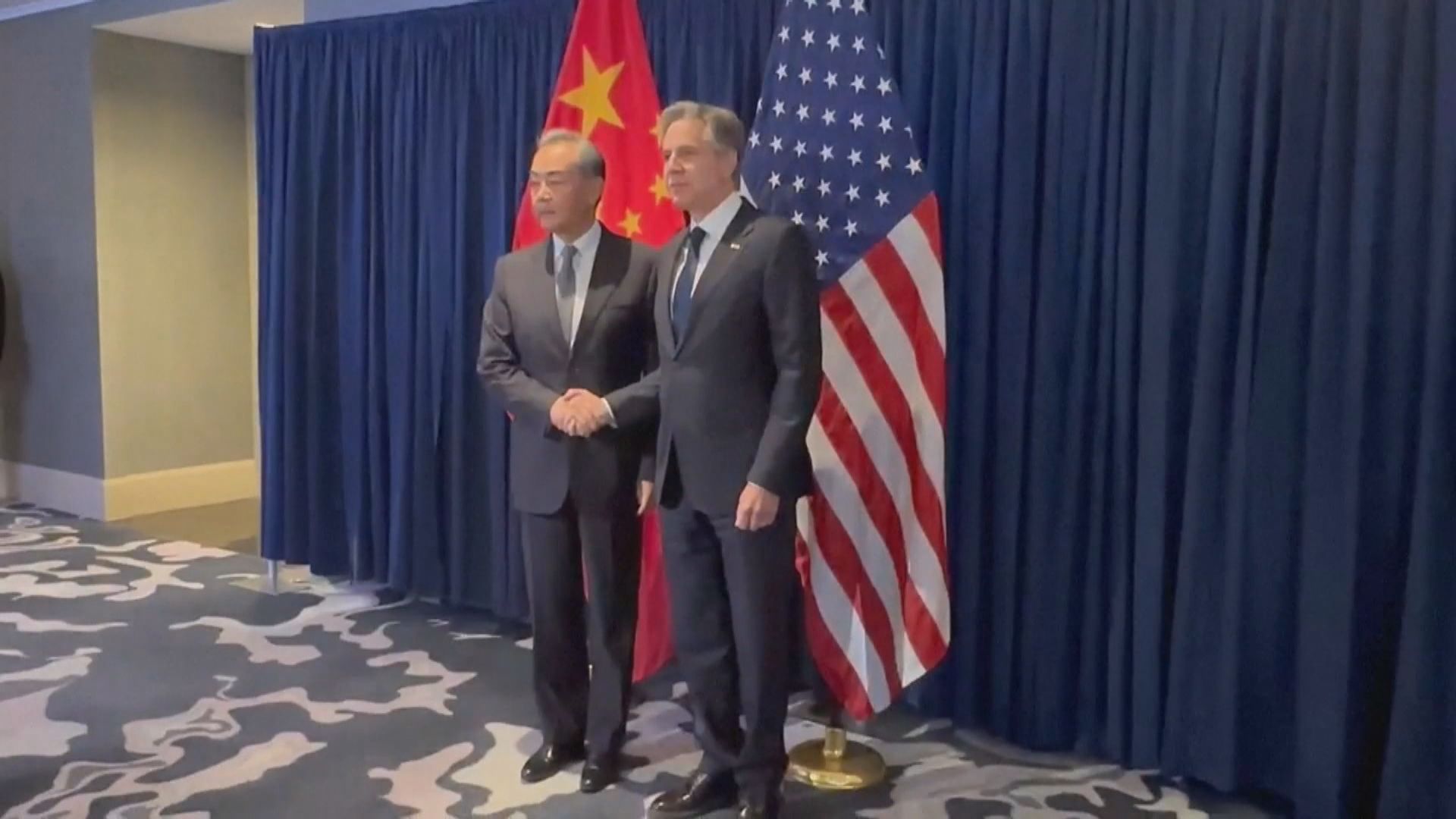 王毅到印尼出席東盟會議 分別會見布林肯及拉夫羅夫