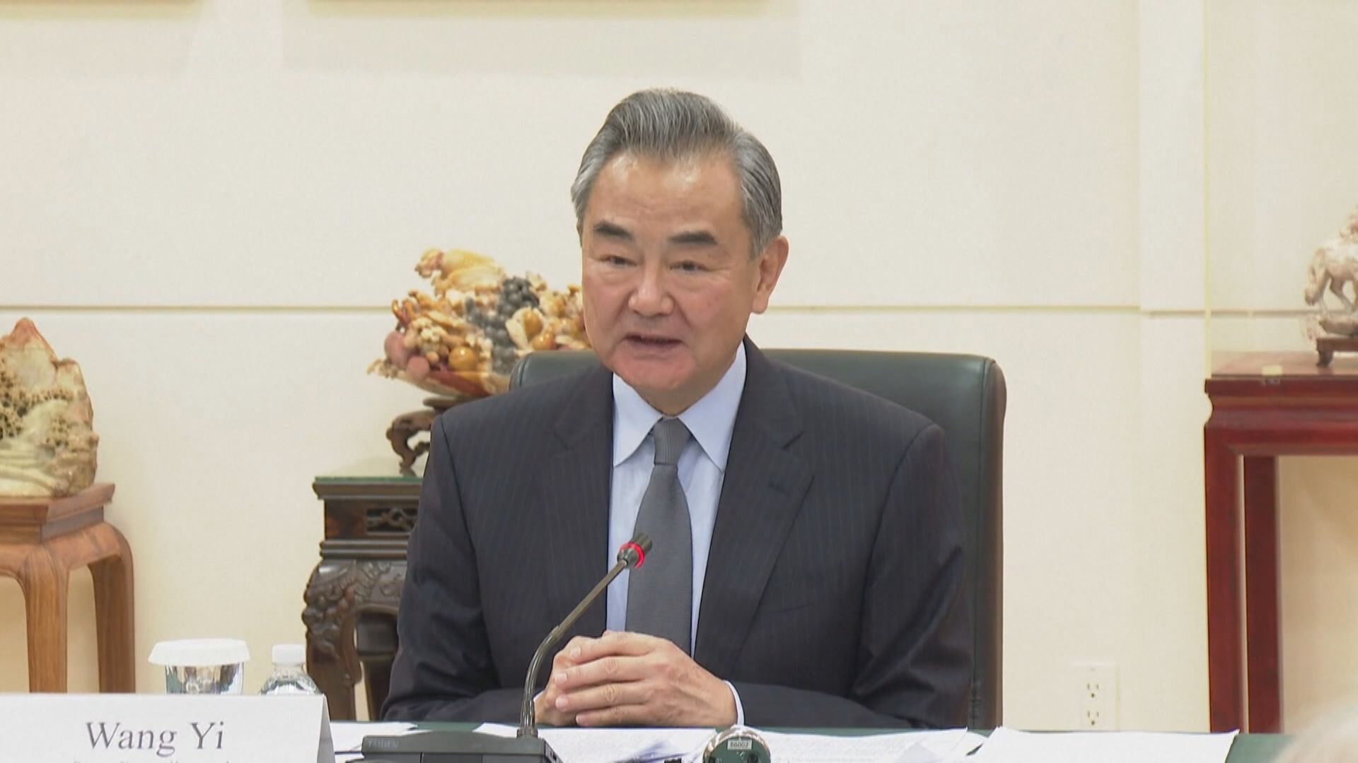 王毅促美國樹立客觀理性的對華認知