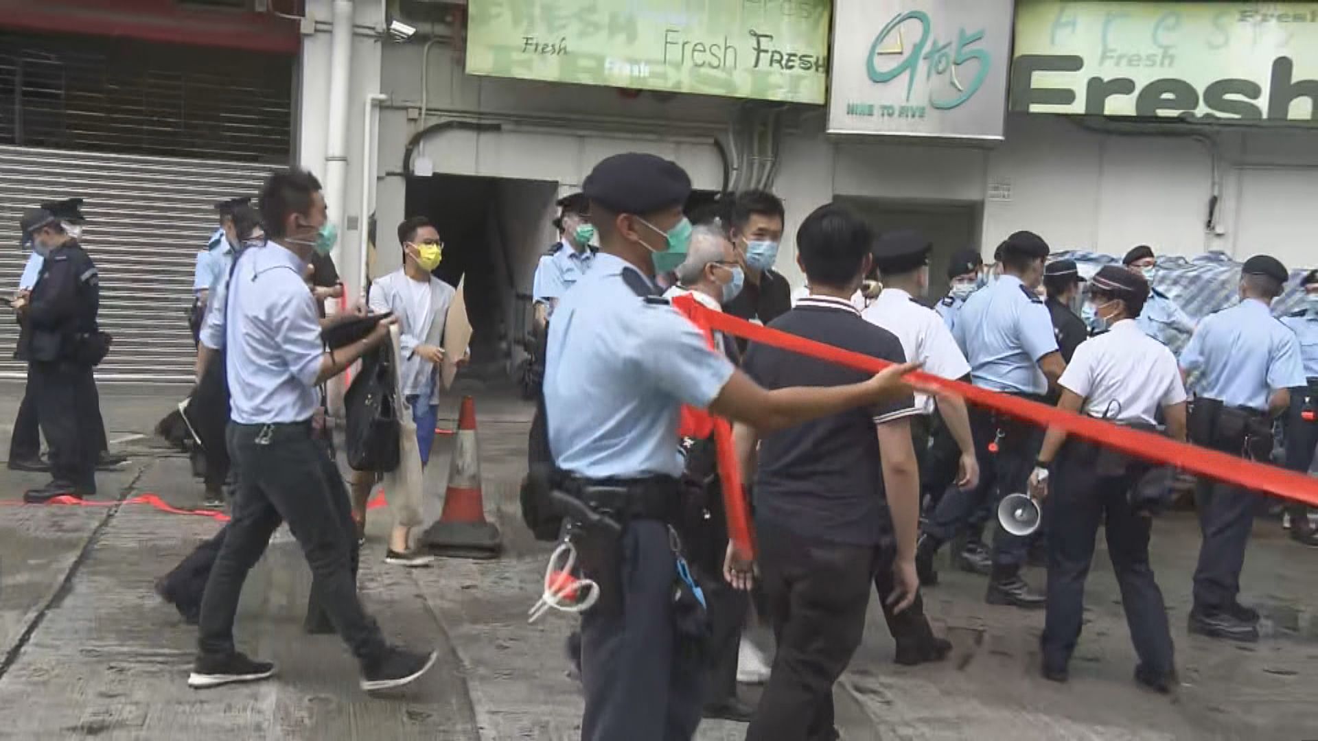 內地核酸檢測支援隊先遣隊下午視察華昇診斷中心實驗室