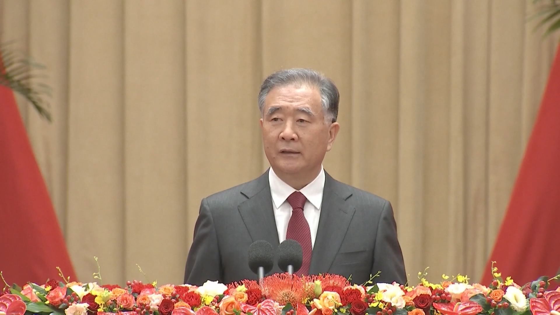 汪洋：全力支持港澳保持獨特地位和優勢