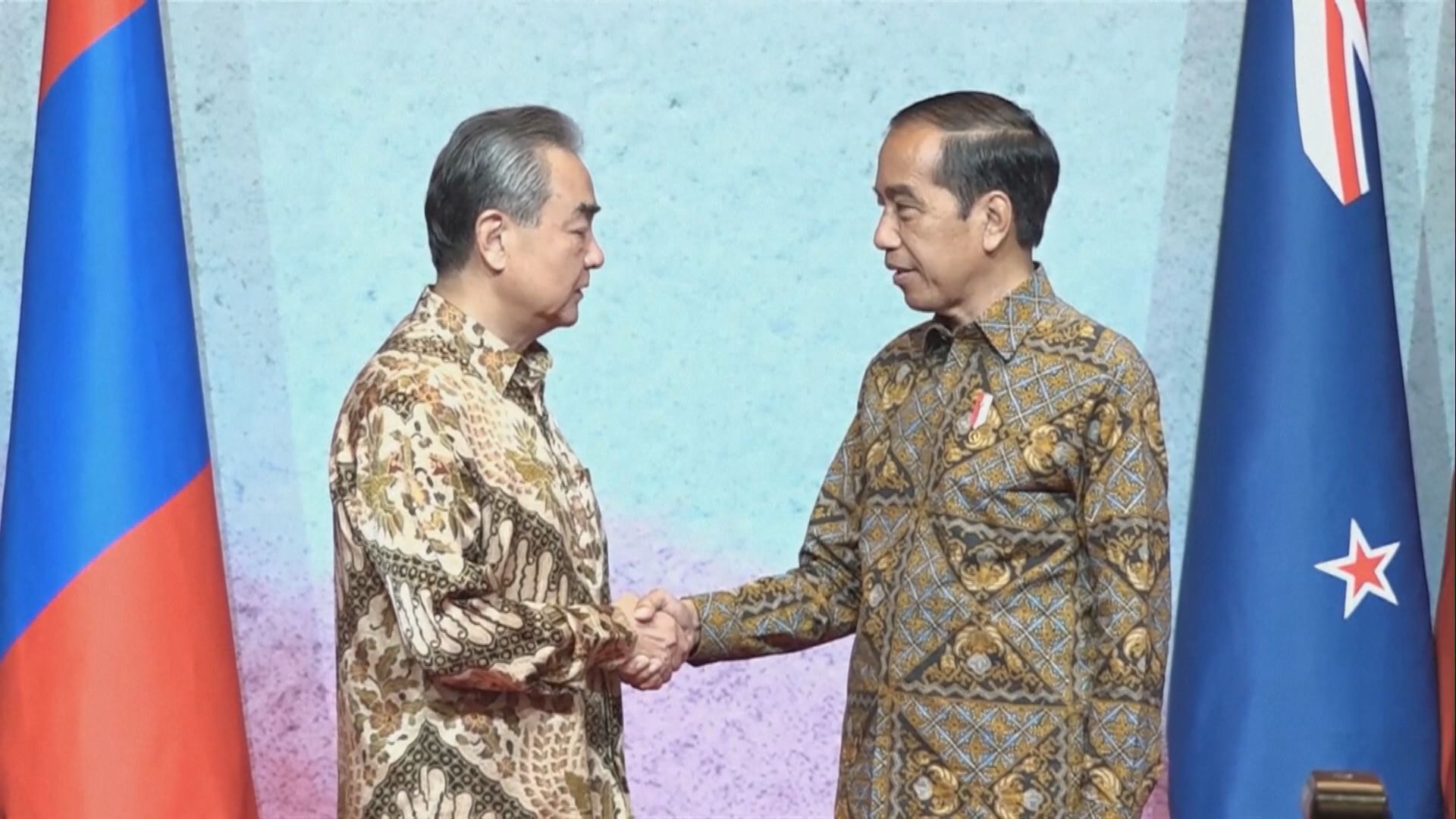 王毅批評北約插足東亞無道理