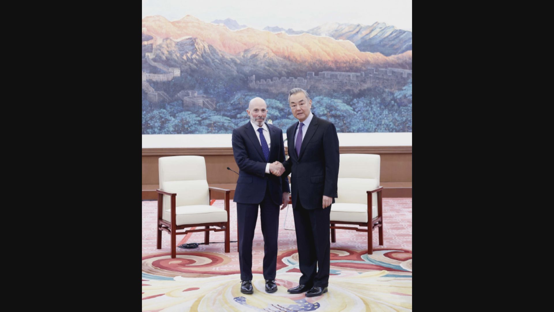 王毅：中美關係處於何去何從重要關口