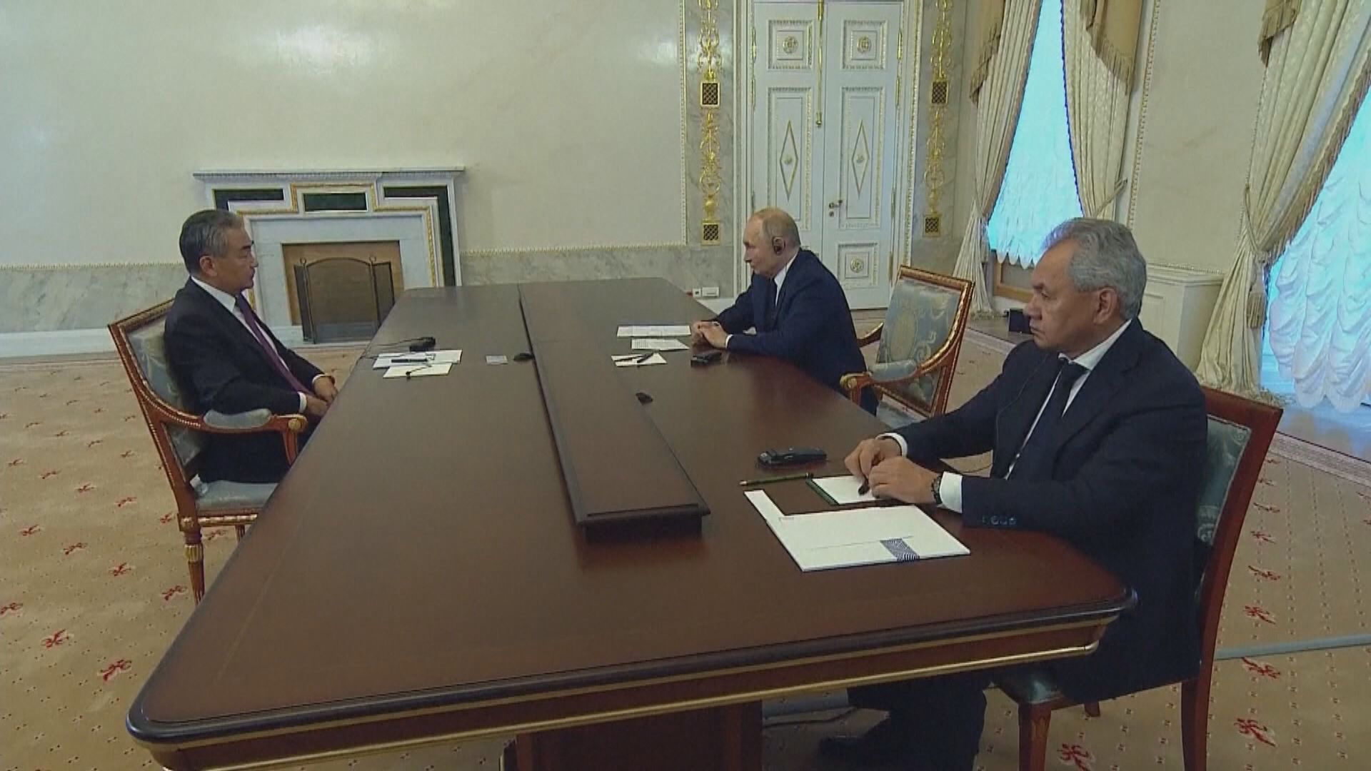 王毅訪莫斯科料獲普京接見　強調中方堅決反制美方施壓