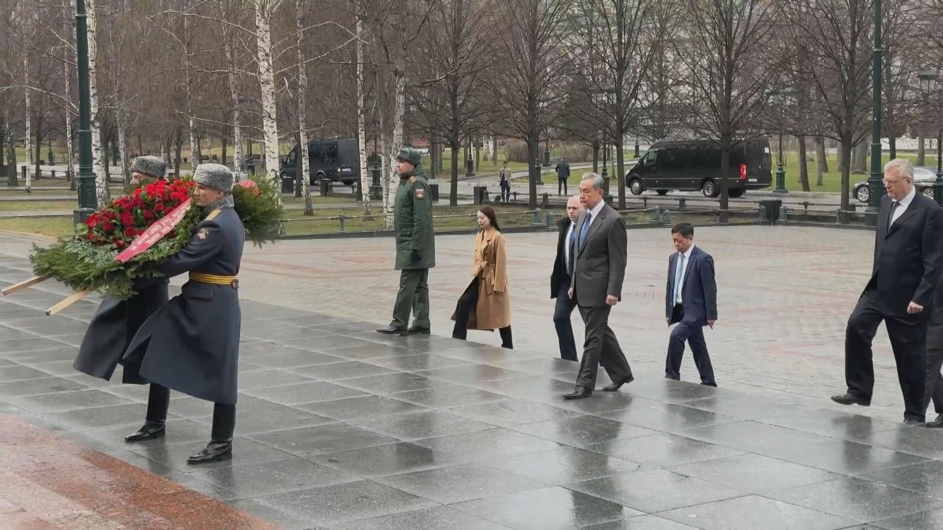 王毅訪俄見拉夫羅夫　籌備中俄元首五月會面