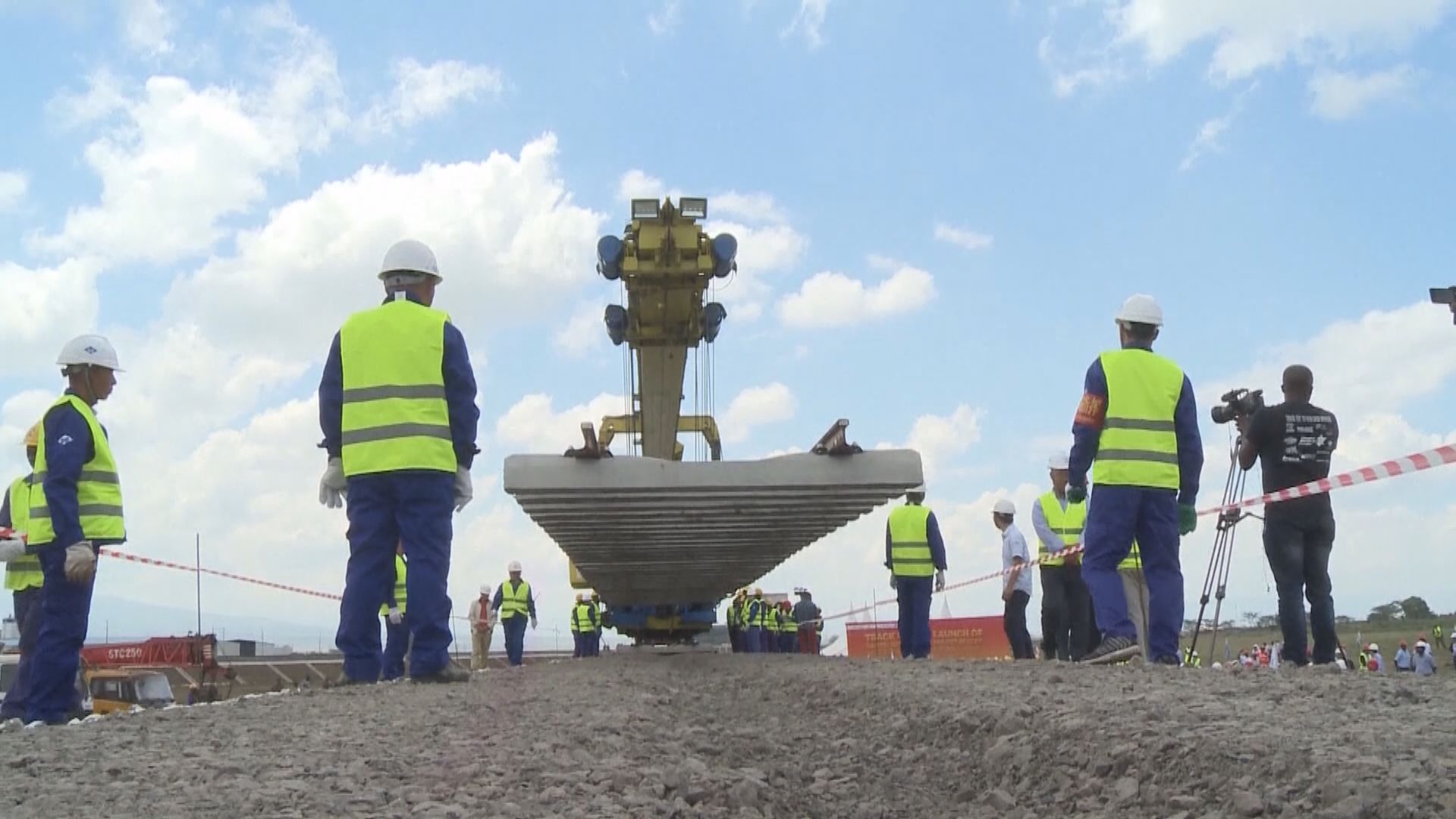 習近平指「一帶一路」是惠及世界的「幸福路」