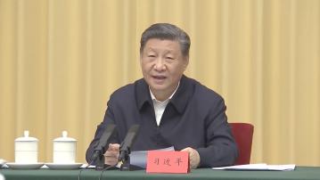 習近平向全國各族人民、港澳台同胞拜年