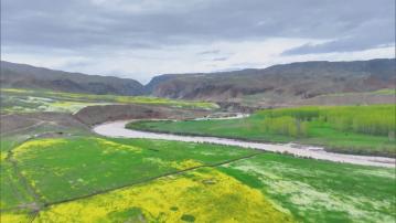 新疆將加快發展成旅遊經濟強區 打造「微笑新疆」服務品牌