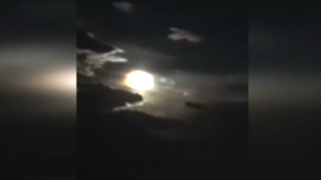 小行星中秋夜劃破長空墜落雲南