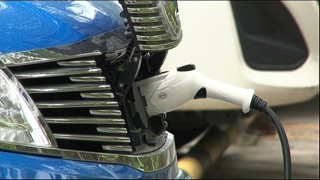 【調整政策】內地將削新能源車補貼