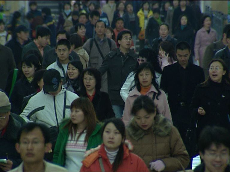 牛犁：內地經濟下行壓力仍很大