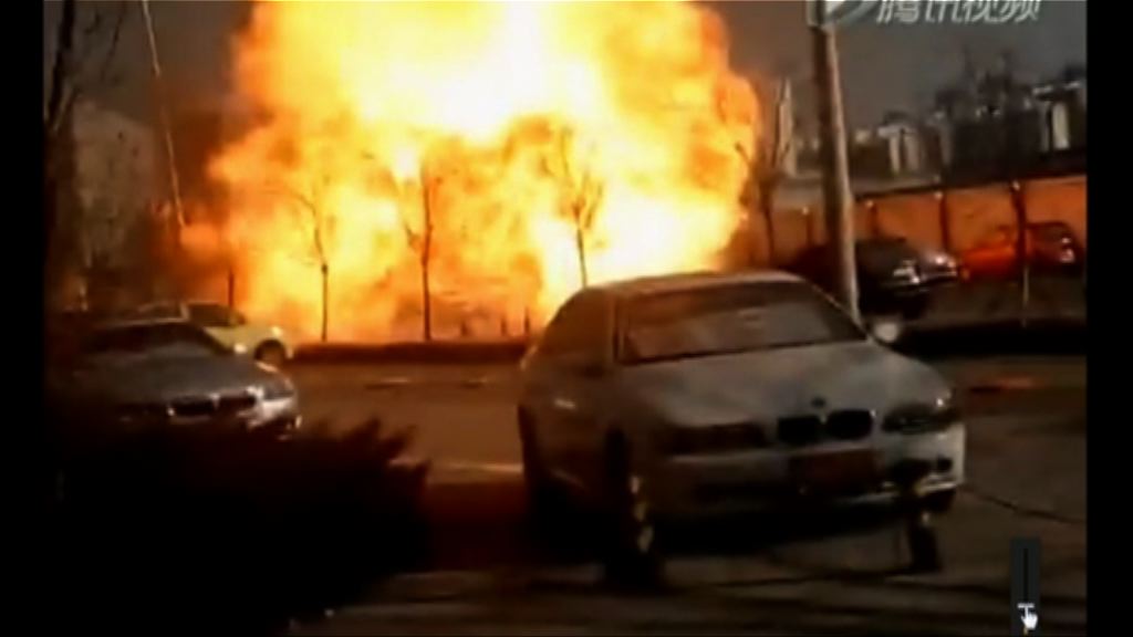 天津運載液化氣罐車爆炸一燒傷