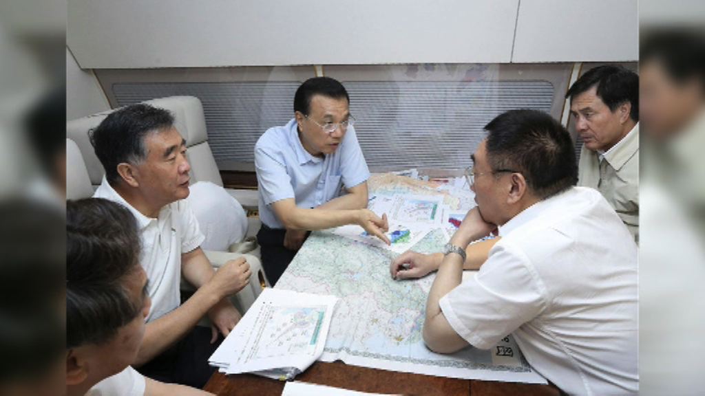 李克強前往安徽湖南視察汛情