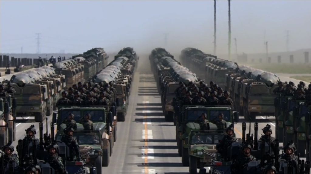 解放軍閱兵　四成裝備首亮相