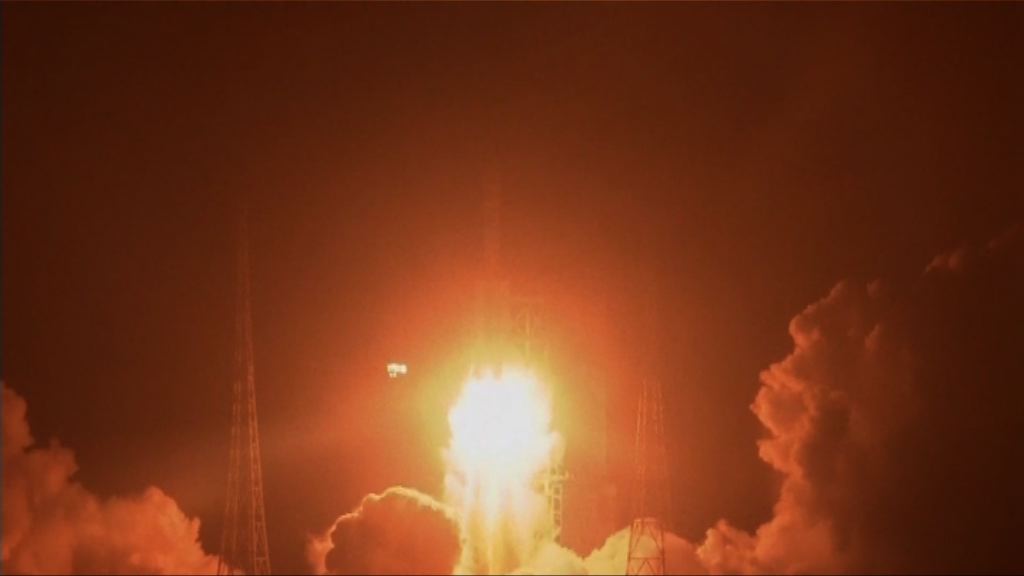 天舟一號成功發射升空