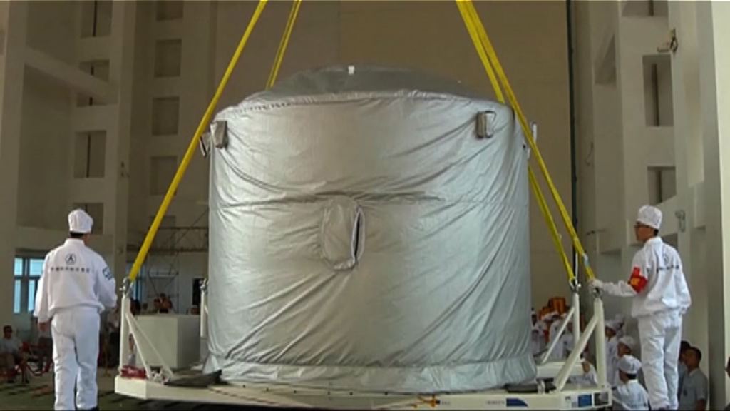 神舟十一號飛船運抵酒泉衛星發射中心